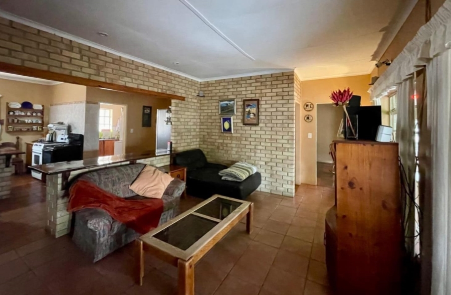 4 Bedroom Property for Sale in Deneysville Free State